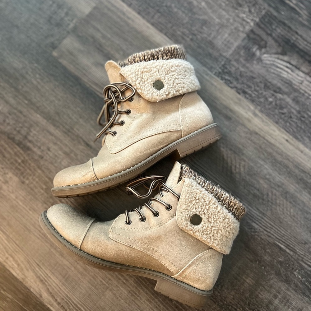 Cliffs by WHITE MOUNTAIN Tan Combat Boots